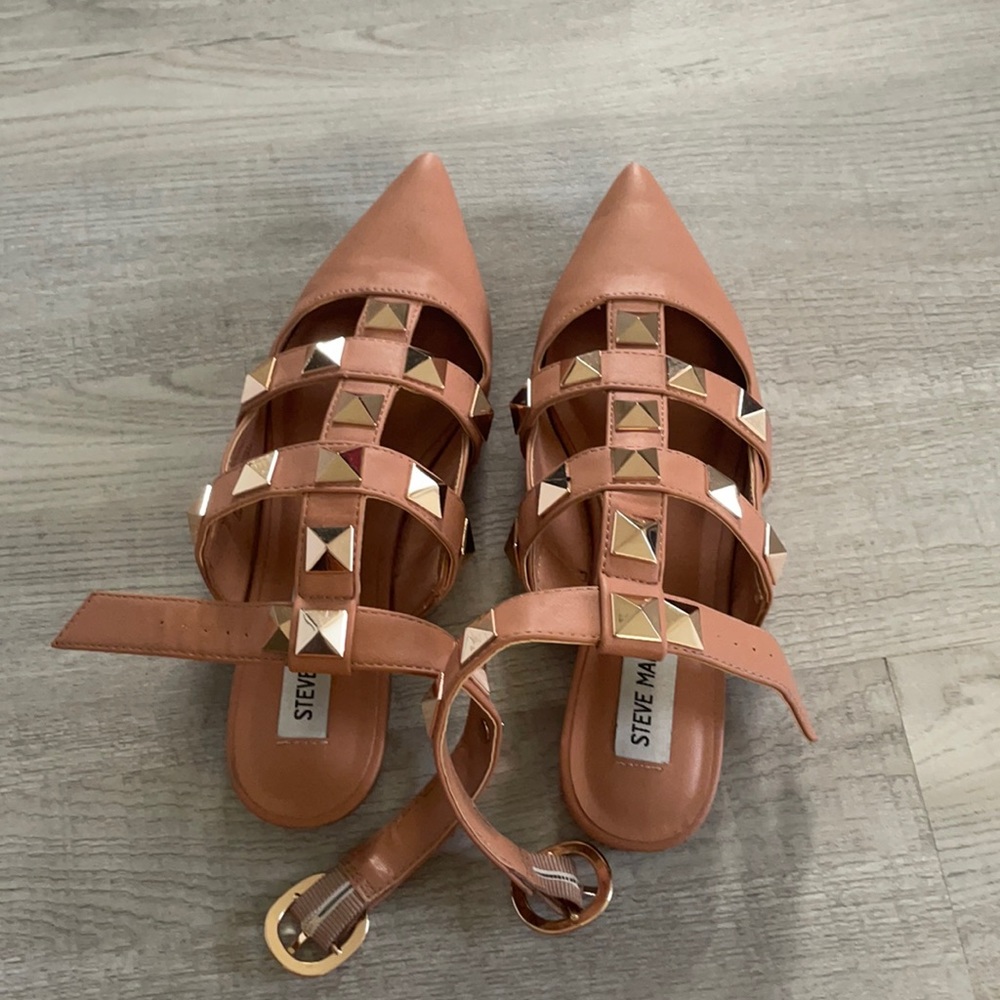 Steve Madden pointed heel sandal